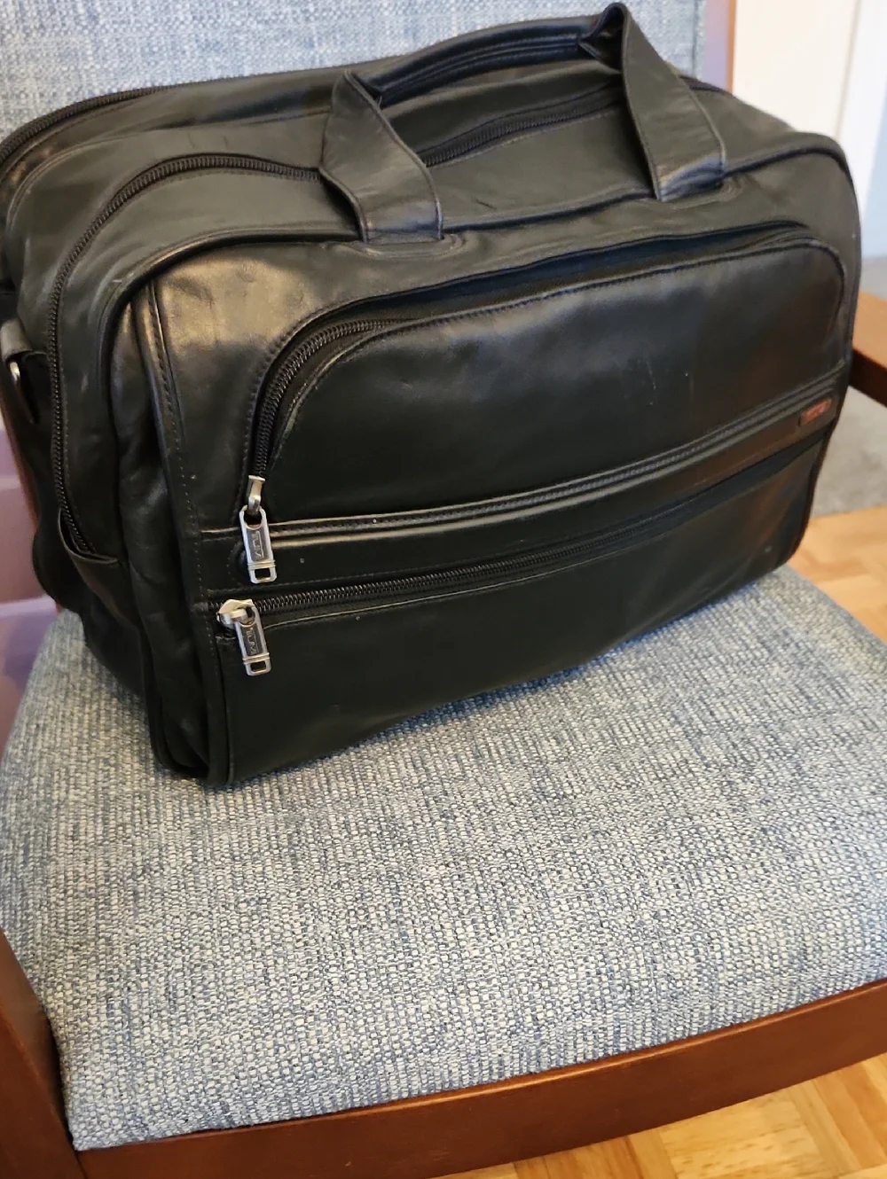 TUMI Black Leather Briefcase Bag for Men